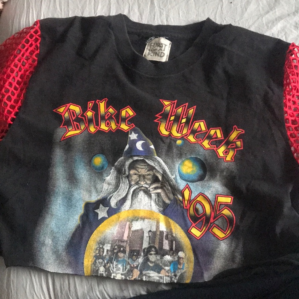 FURST OF A KIND vintage cropped tee